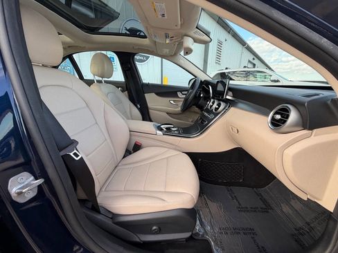 Used 2016 Mercedes-Benz C 300 4MATIC Sedan w/ Premium 2 Package image 15