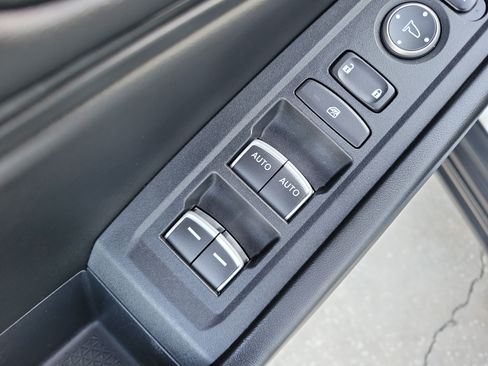 Used 2023 Honda Accord EX image 16