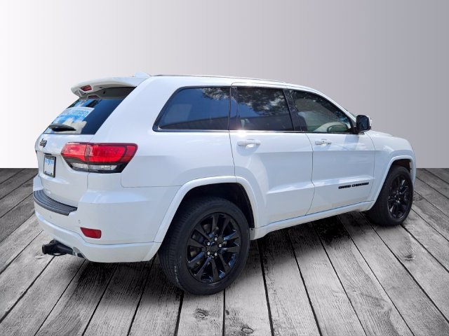 Used 2019 Jeep Grand Cherokee Altitude AWD/4WD image 5