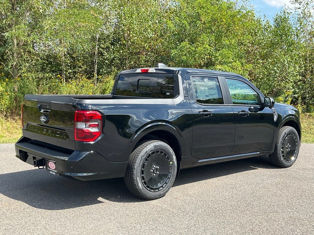 Used 2025 Ford Maverick Lobo AWD/4WD image 29