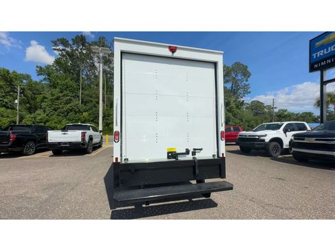 New 2025 Chevrolet Express 3500 Work Van w/ Power Convenience Package image 4