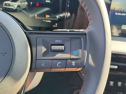 New 2026 Nissan Kicks SR FWD image 8