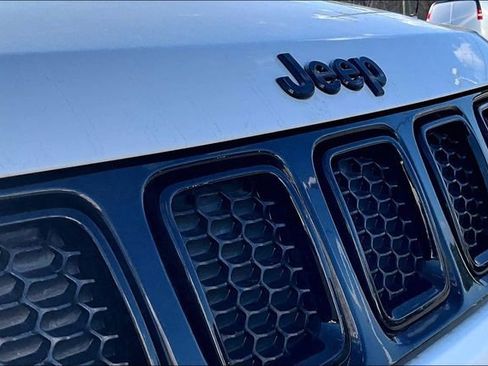 Used 2020 Jeep Compass Sport image 30