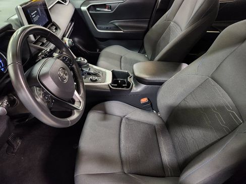 Used 2023 Toyota RAV4 SE AWD/4WD image 31