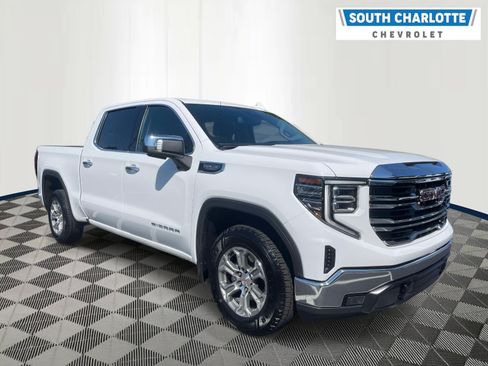 Used 2025 GMC Sierra 1500 SLT RWD image 3