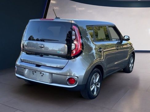 Used 2017 Kia Soul EV image 5