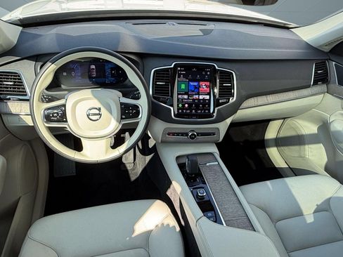 Used 2024 Volvo XC90 B6 Plus w/ Protection Package Premier AWD/4WD image 16