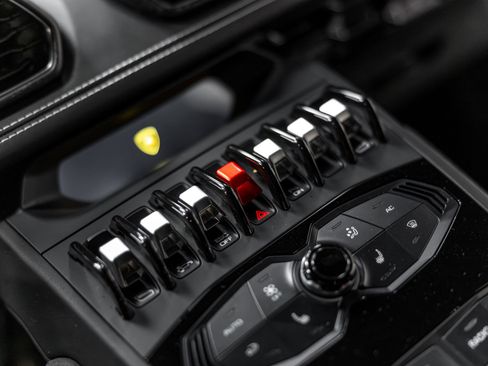 Used 2017 Lamborghini Huracan LP 610-4 Avio image 86