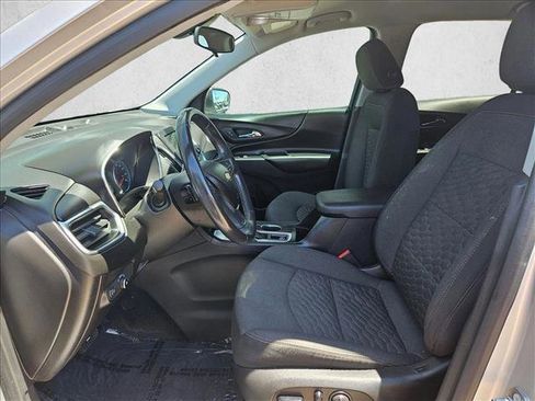 Used 2019 Chevrolet Equinox LT FWD image 19