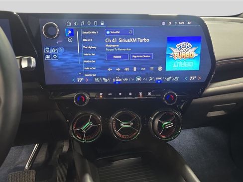 Used 2025 Chevrolet Blazer EV RS image 18