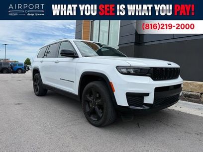 Used 2023 Jeep Grand Cherokee L Laredo