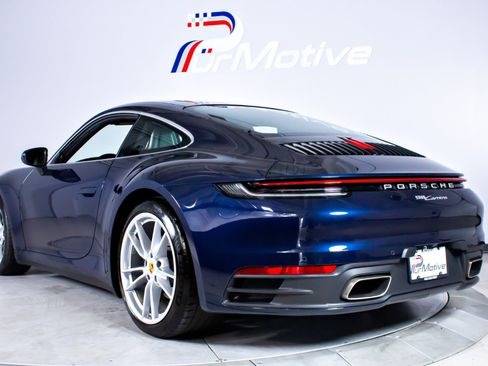 Used 2020 Porsche 911 Carrera image 5
