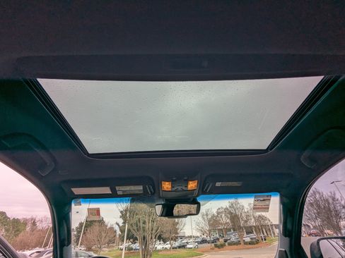 Used 2021 Lexus GX 460 Premium image 12