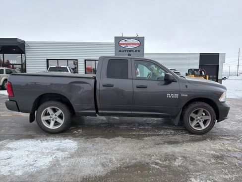 Used 2014 RAM 1500 Express image 1