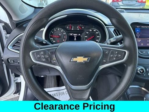 Used 2023 Chevrolet Malibu LT image 16