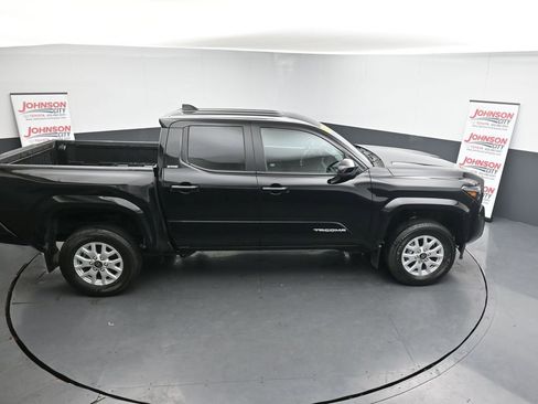 Used 2024 Toyota Tacoma SR5 image 34