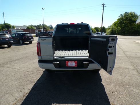 Used 2024 Ford F150 Platinum w/ Equipment Group 702A High AWD/4WD image 10
