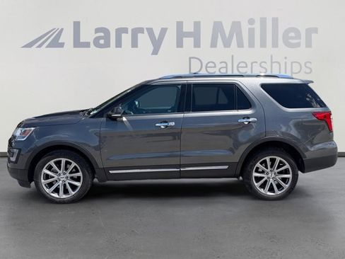 Certified 2017 Ford Explorer Limited AWD/4WD image 2