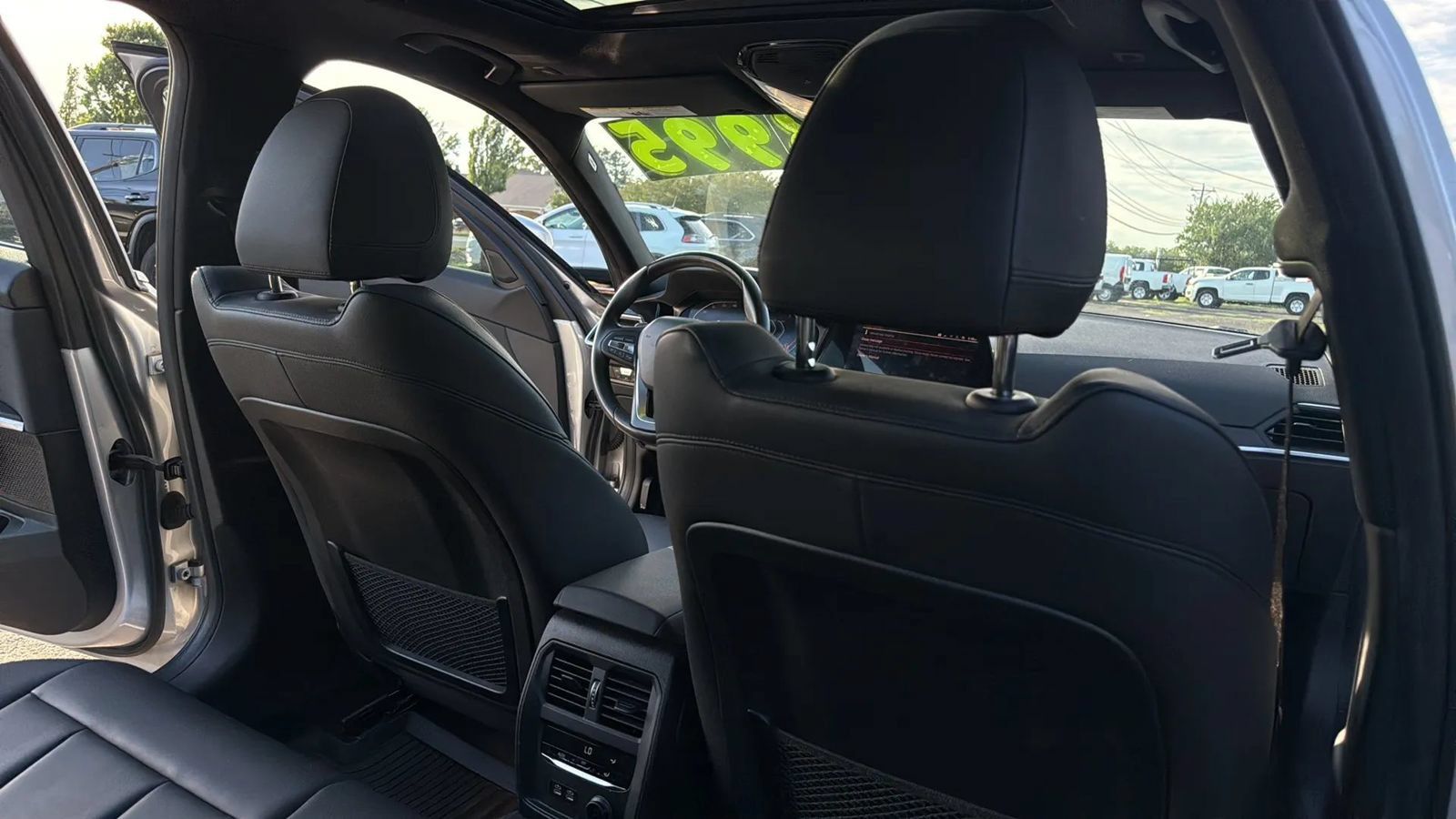 Used 2019 BMW 330i Sedan w/ Convenience Package RWD image 11
