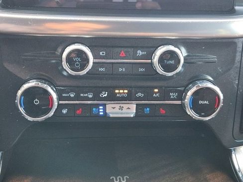 Used 2025 Ford F150 King Ranch w/ FX4 Off-Road Package image 17