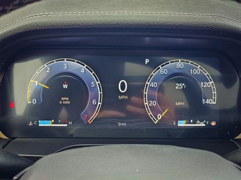 New 2025 Jeep Grand Cherokee Limited image 17