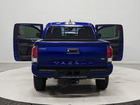 Used 2022 Toyota Tacoma Limited RWD image 14