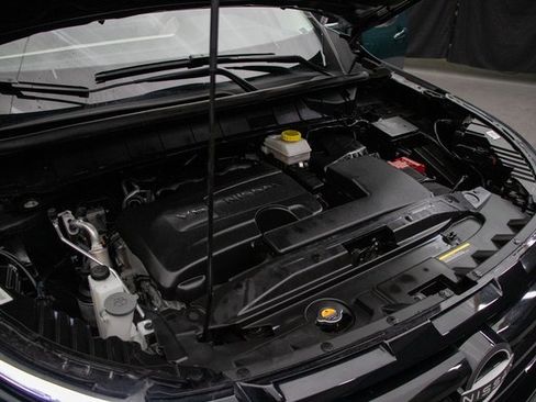 Used 2024 Nissan Pathfinder SL w/ Black Appearance Package image 33