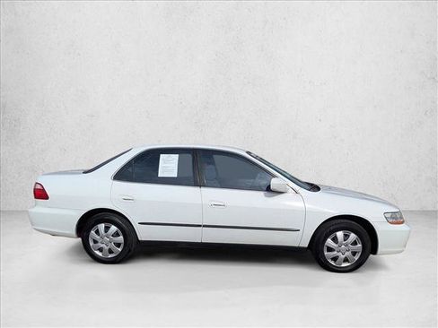 Used 1999 Honda Accord LX image 4