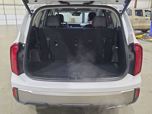 Used 2025 Kia Telluride S AWD/4WD image 13