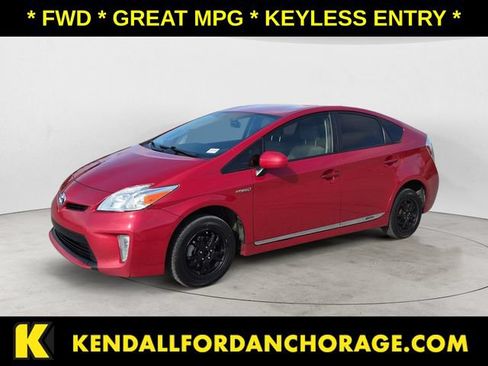 Used 2015 Toyota Prius Two FWD image 1