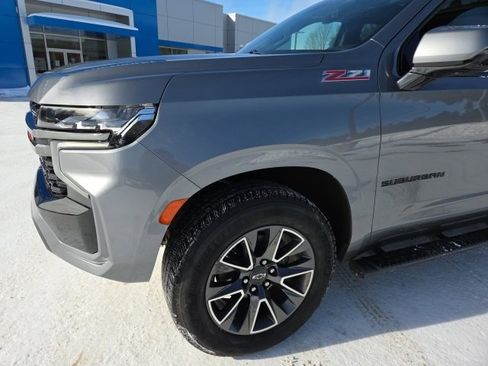Used 2021 Chevrolet Suburban Z71 w/ Z71 Signature Package image 29