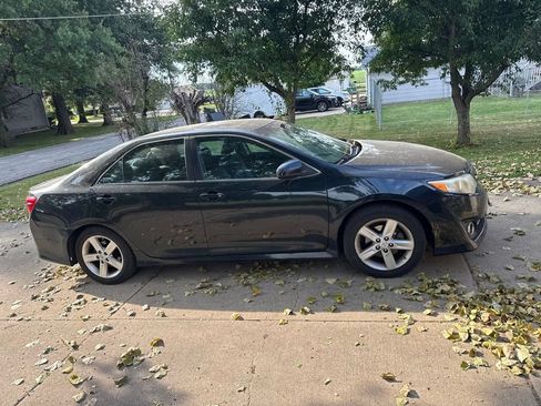 Used 2013 Toyota Camry SE FWD image 7