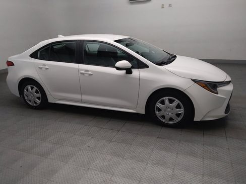 Used 2021 Toyota Corolla LE FWD image 11