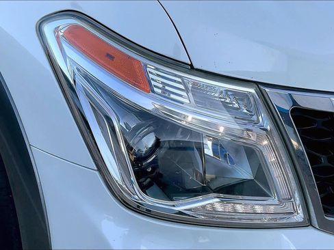 Used 2020 Nissan Armada SL w/ Premium Package image 27