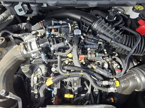 Certified 2022 Ford Edge ST w/ Equipment Group 401A image 31