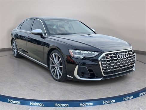 Used 2023 Audi S8 w/ S8 Comfort Plus Package image 4