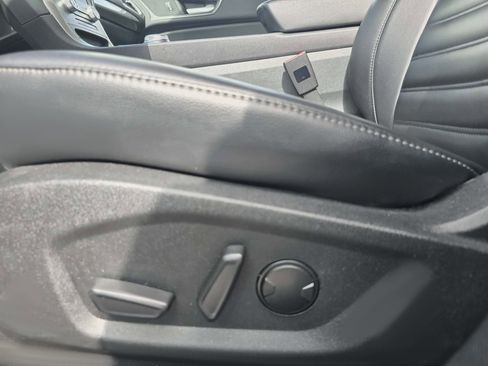 Certified 2023 Ford Edge SEL w/ Convenience Package image 13