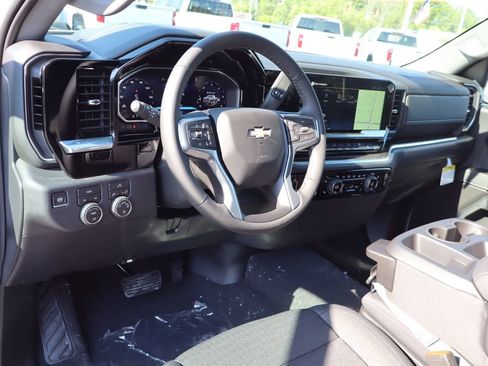New 2026 Chevrolet Silverado 1500 LT AWD/4WD image 6