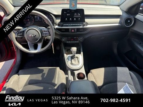 Used 2019 Kia Forte LXS FWD image 5