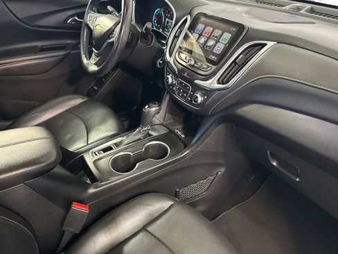 Used 2018 Chevrolet Equinox Premier FWD image 19