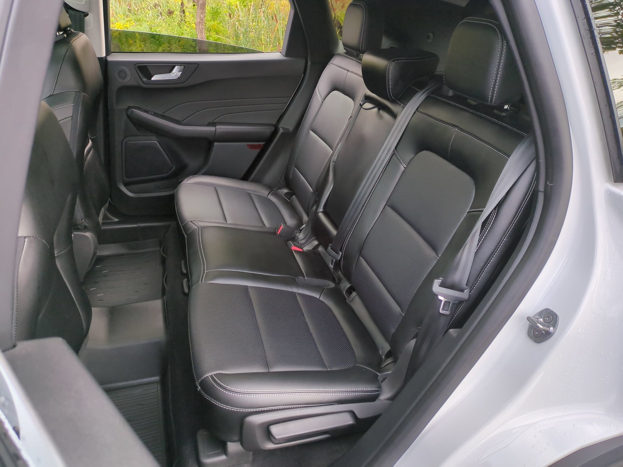 Used 2022 Ford Escape SEL w/ Technology Package AWD/4WD image 23