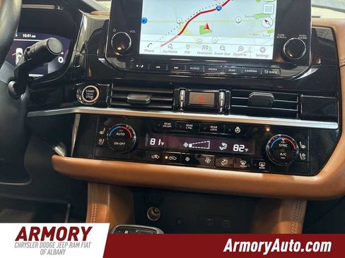 Used 2022 Nissan Pathfinder Platinum w/ Cargo Package image 19