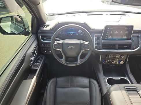 Used 2024 Chevrolet Suburban RST w/ Luxury Package AWD/4WD image 11