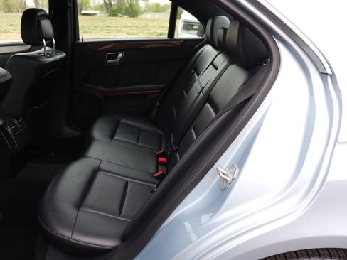 Used 2013 Mercedes-Benz E 350 4MATIC image 20