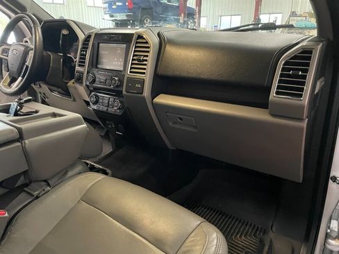 Used 2015 Ford F150 Lariat image 19