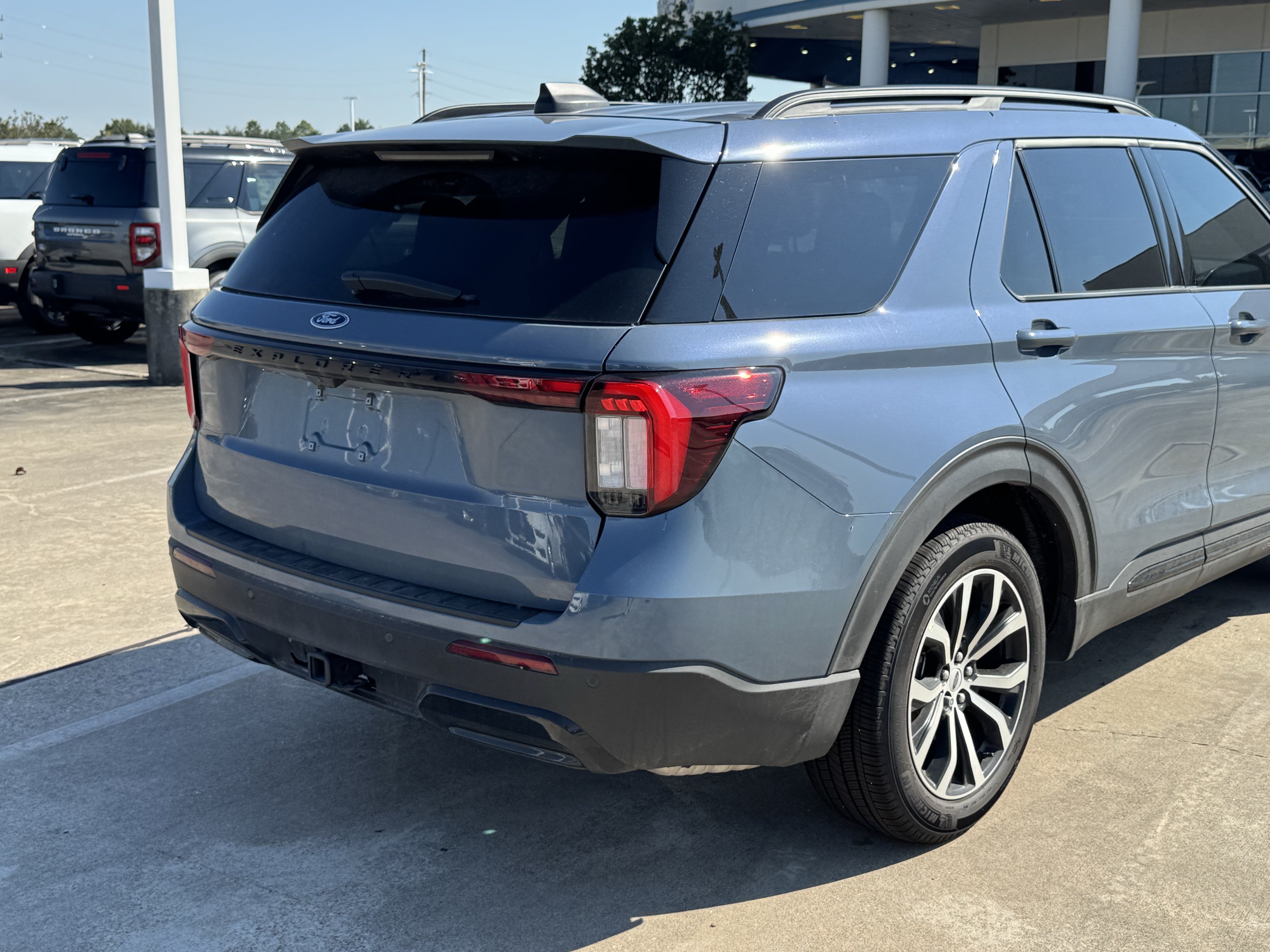 New 2026 Ford Explorer ST-Line w/ Premium Package RWD image 7