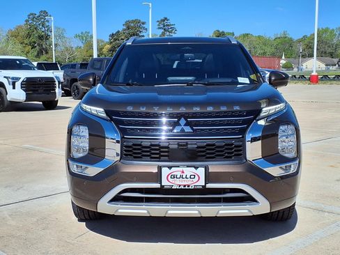 Used 2022 Mitsubishi Outlander SEL image 4