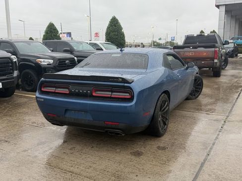 Used 2022 Dodge Challenger R/T Scat Pack w/ Dynamics Package RWD image 4