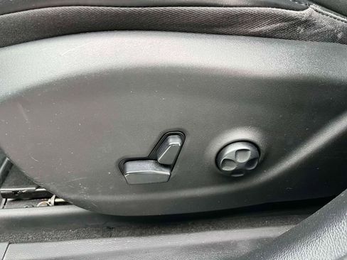 Used 2019 Jeep Cherokee Latitude Plus w/ Cold Weather Group image 26