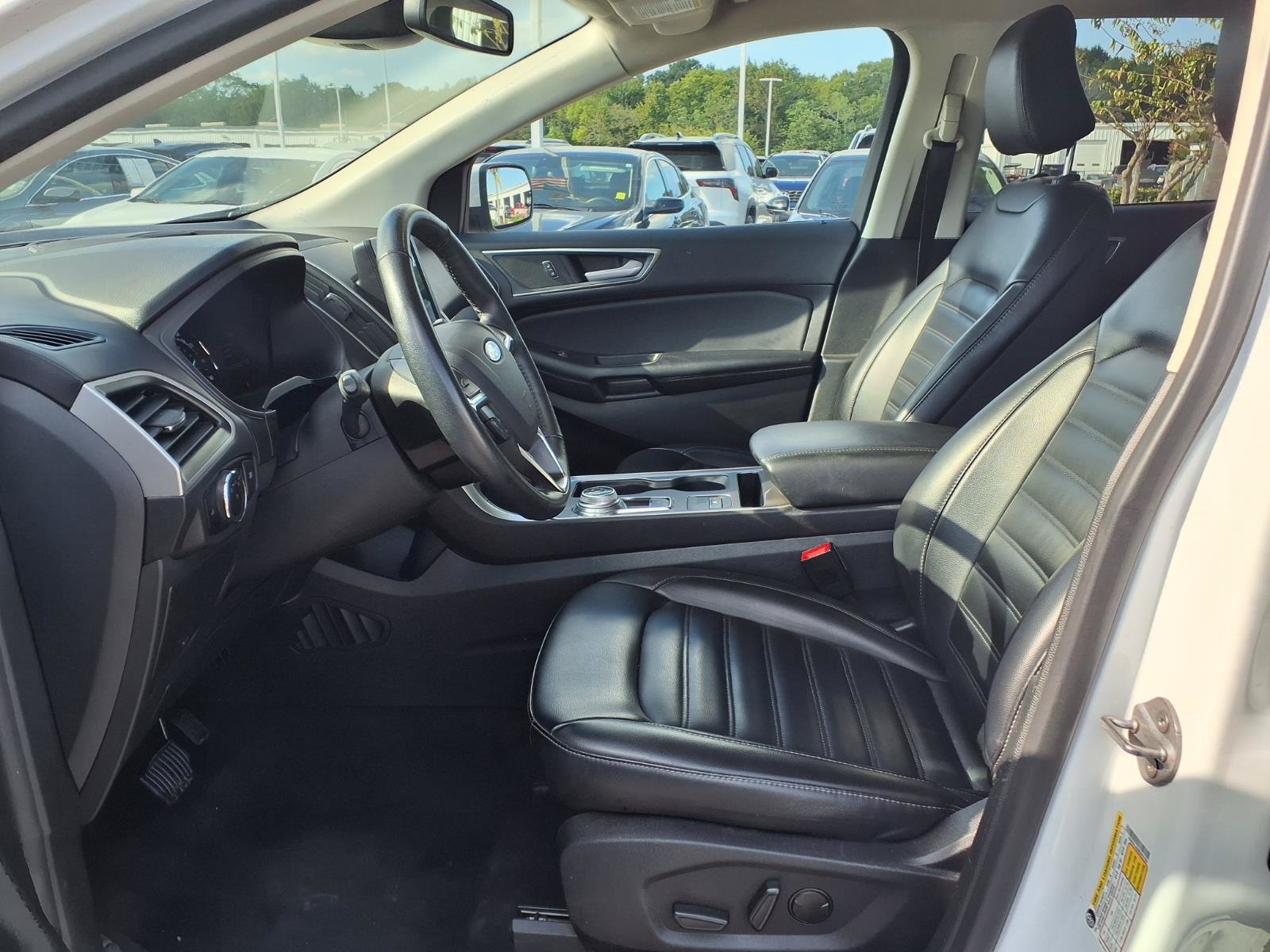 Used 2024 Ford Edge SEL AWD/4WD image 18